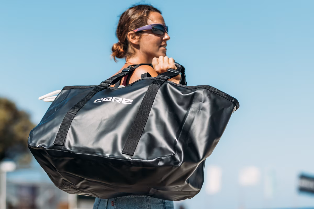 Wetsuit Bag v ruce