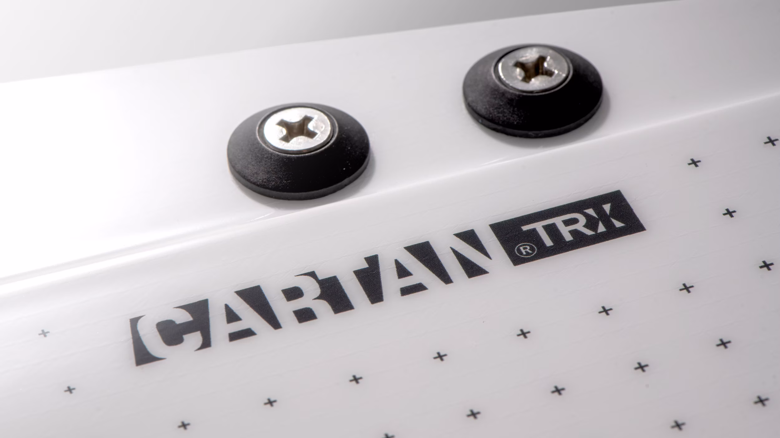 Detail karbonového laminátu Cartan Triax