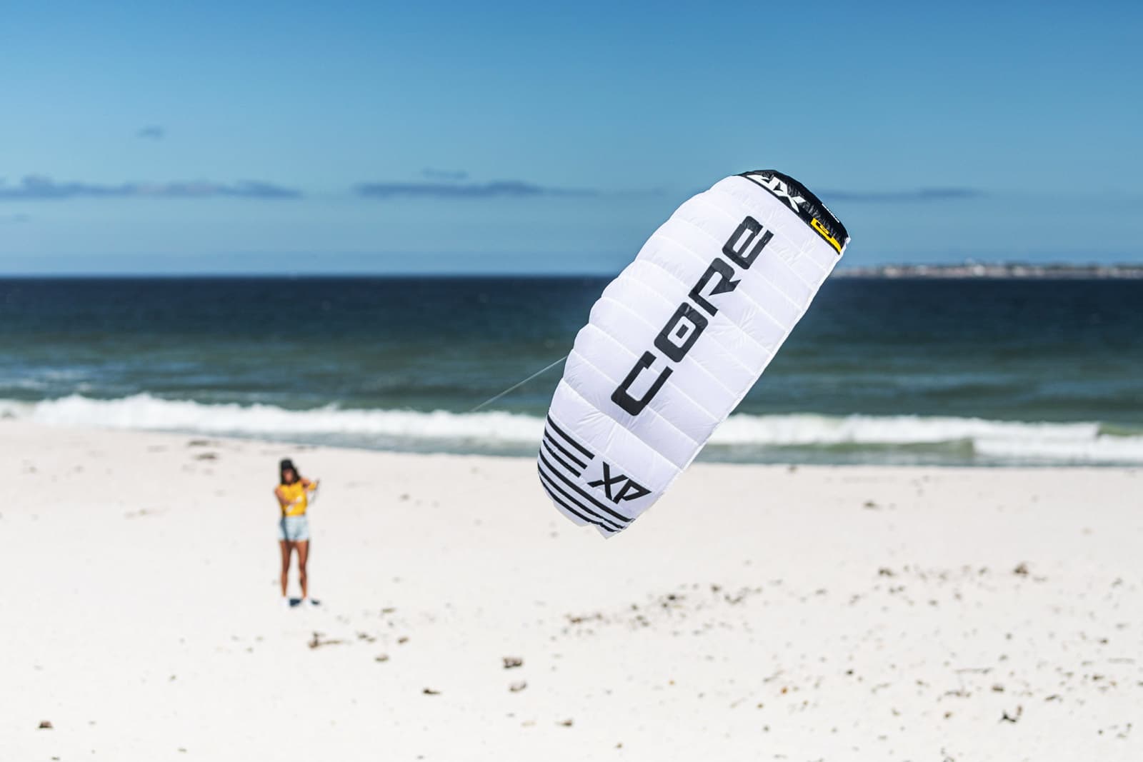 Cvičný kite CORE Xperience nad pláží
