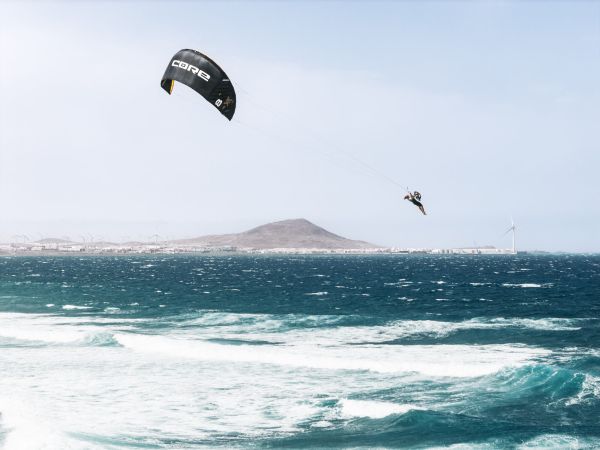 obrat pod vrcholem vlny